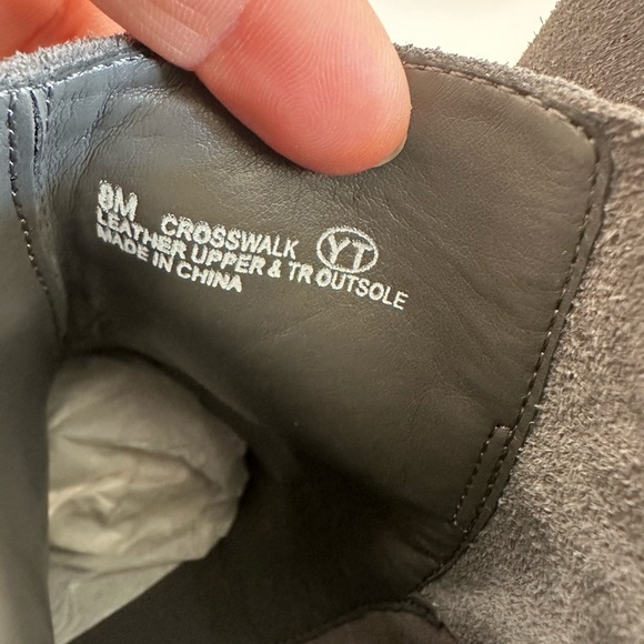 New Aerosoles Crosswalk Gray Suede Ruffled Ankle Booties Women’s 8M - Picture 12 of 14